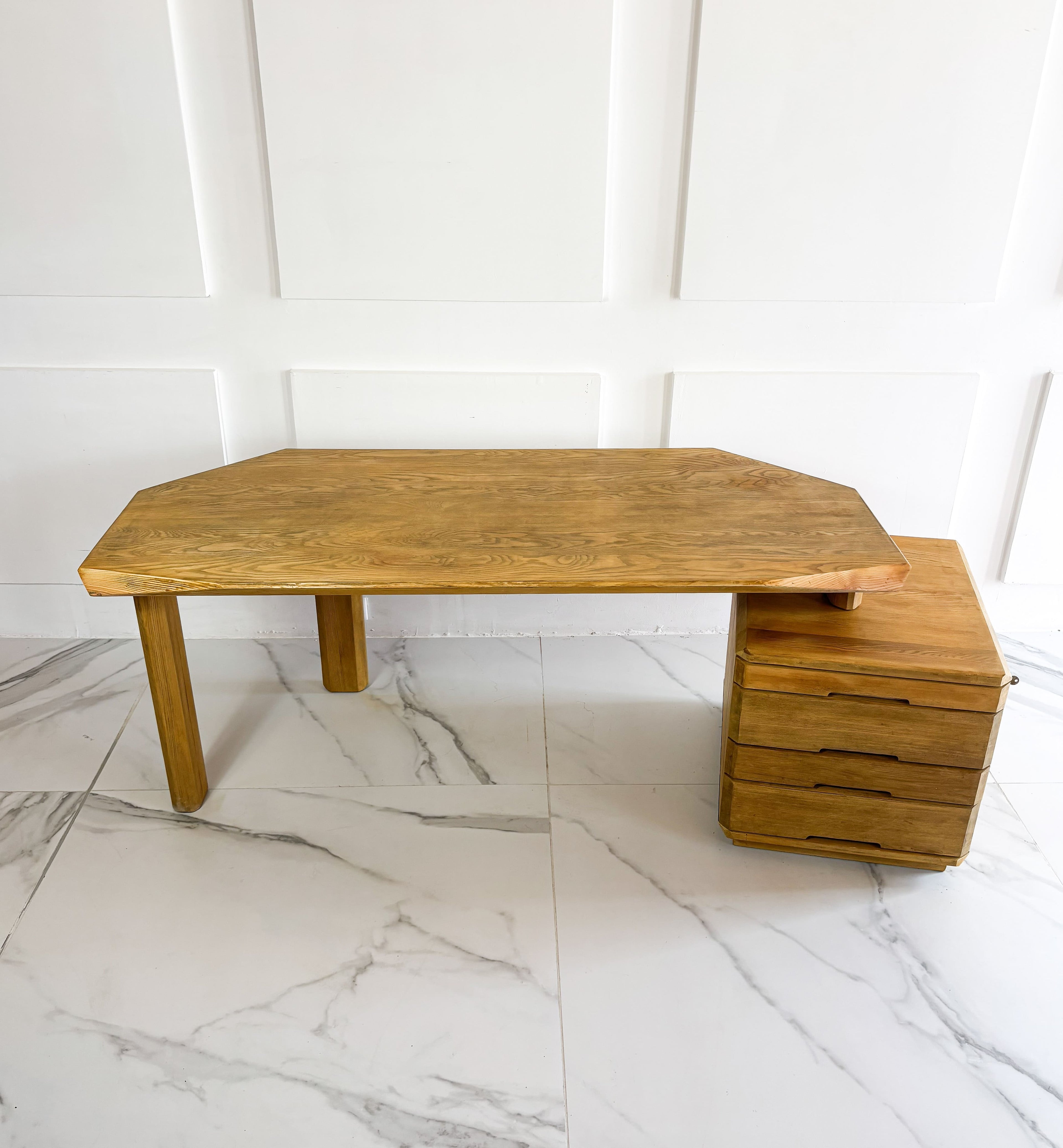Pierre Chapo, vintage desk model B40 in solid elm, circa 1980.