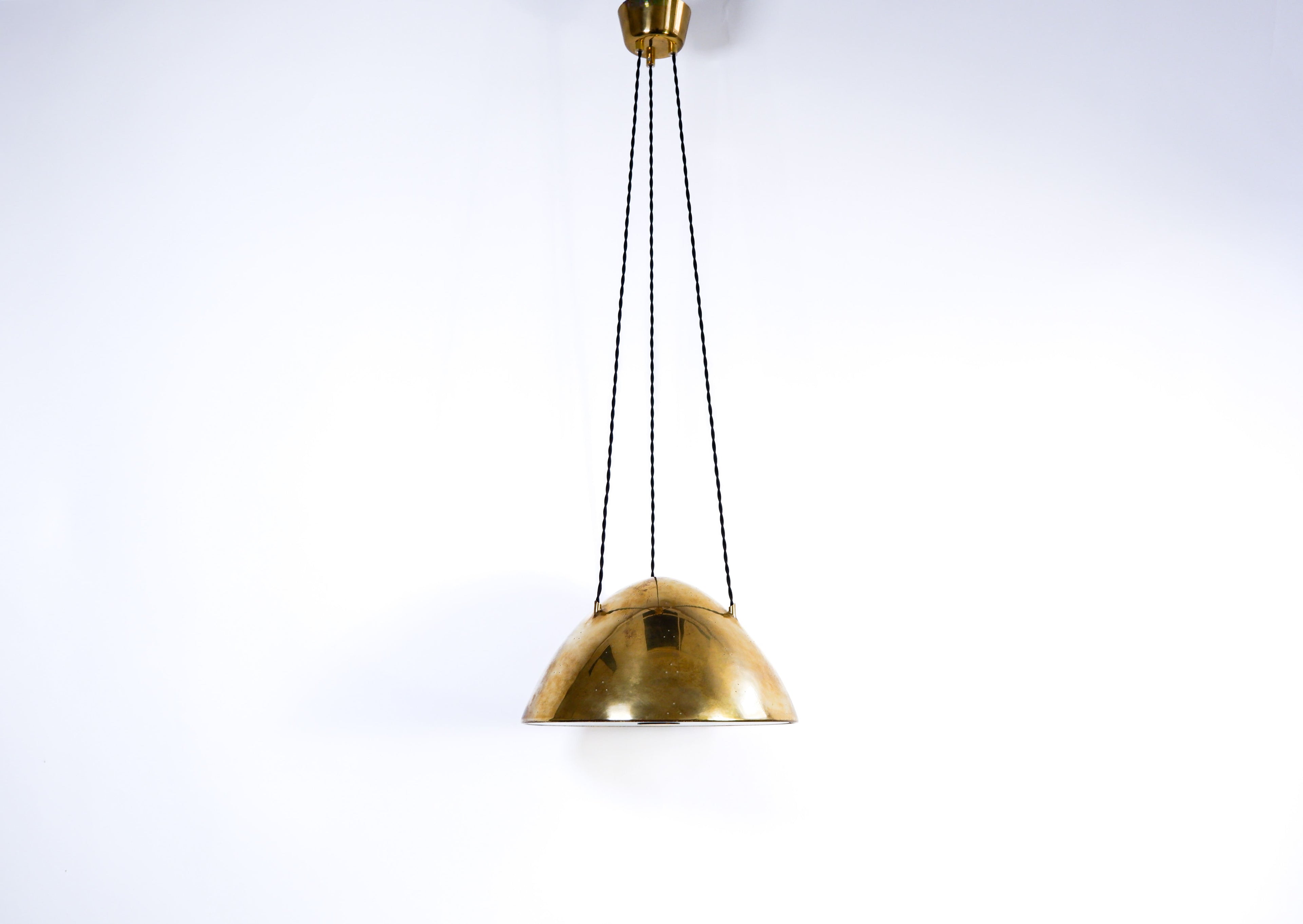 Paavo Tynell ceiling lamp model 1959 for Taito. Circa 1950.