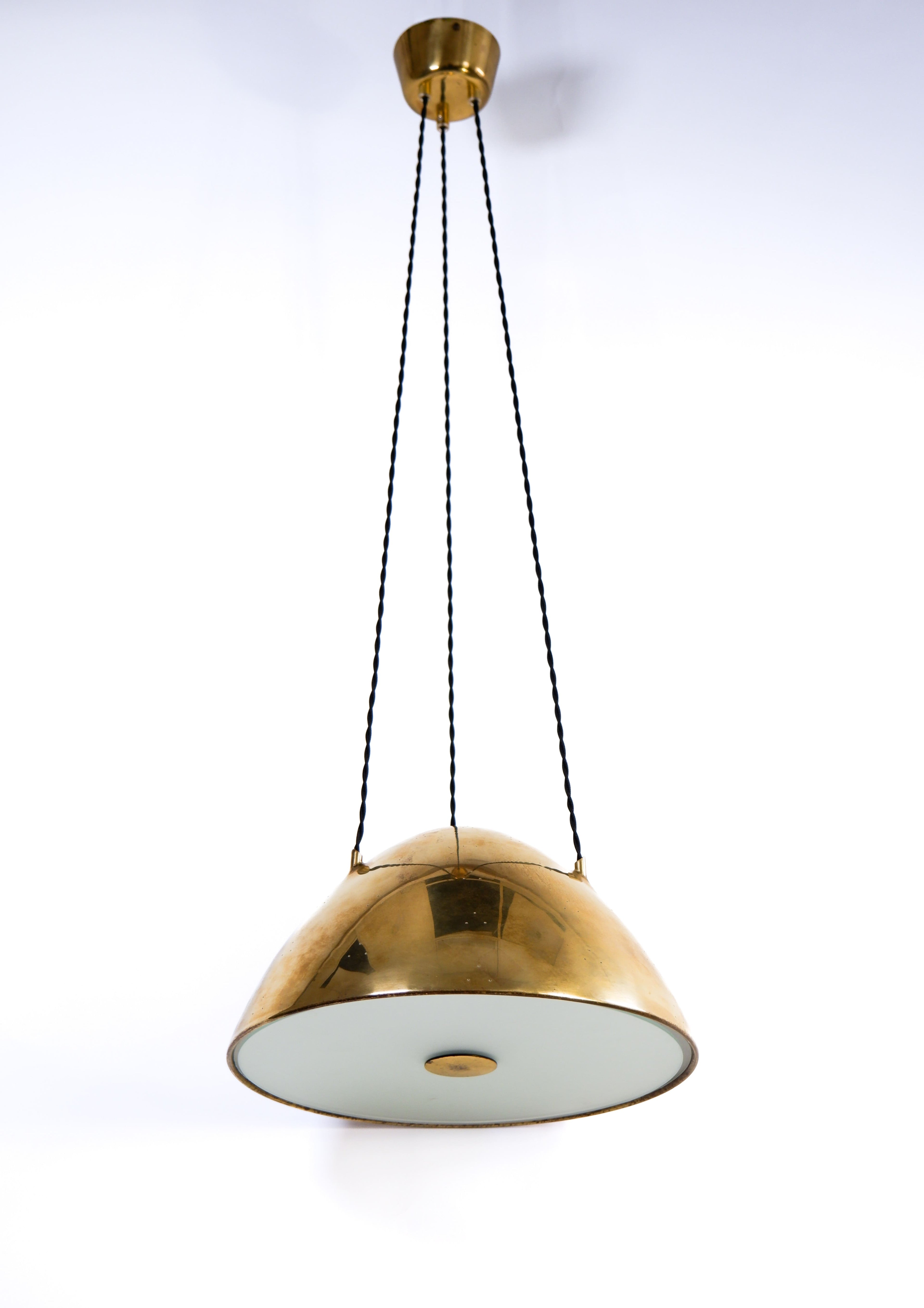 Paavo Tynell ceiling lamp model 1959 for Taito. Circa 1950.