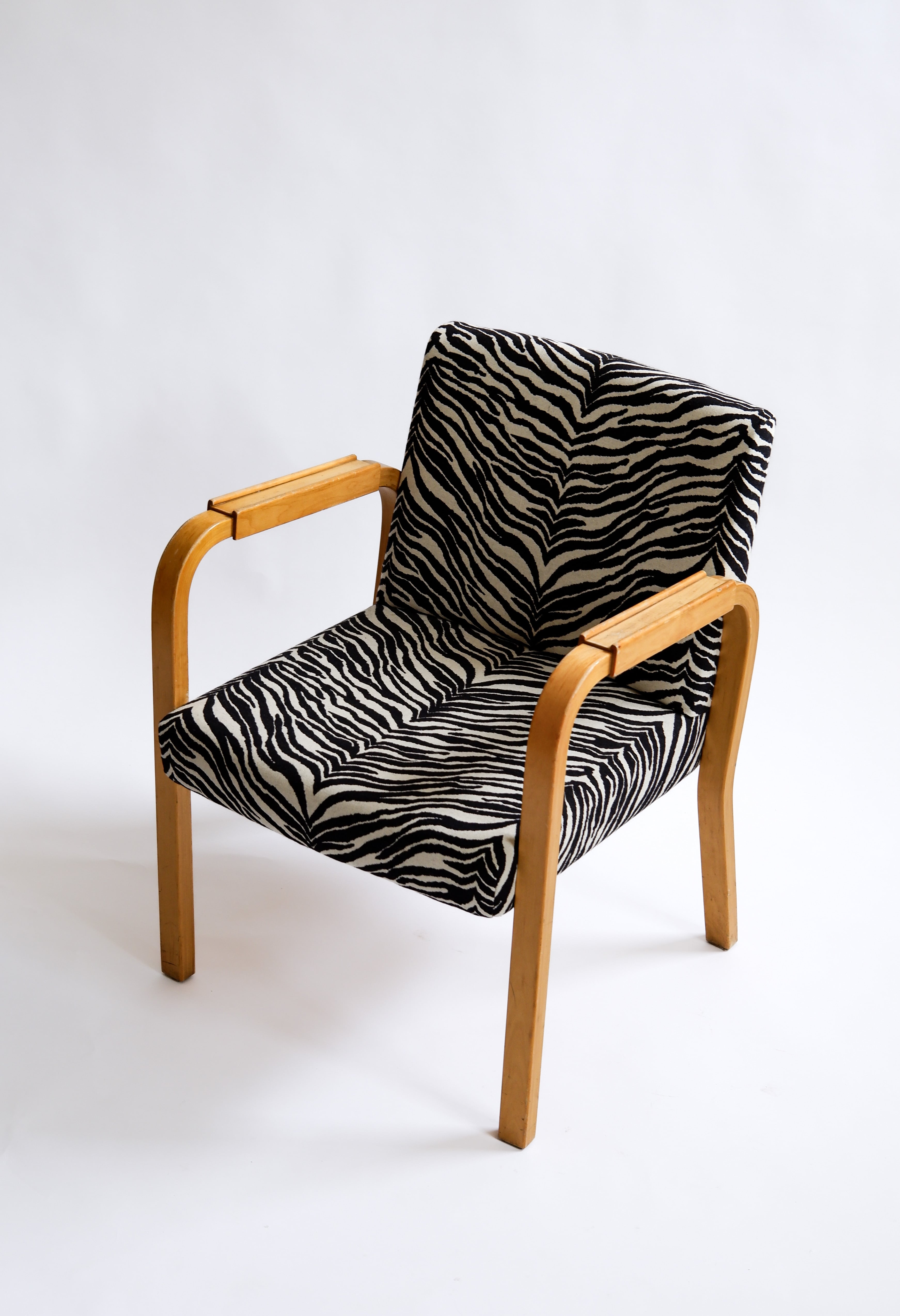 Alvar Aalto, rare variation of the model 46 for Artek, circa 1960.