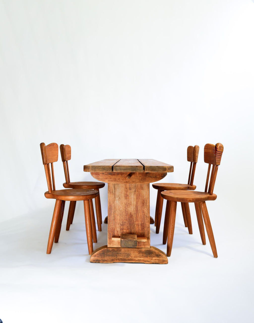 Axel Einar Hjorth dinning table model "Skoga" circa 1932