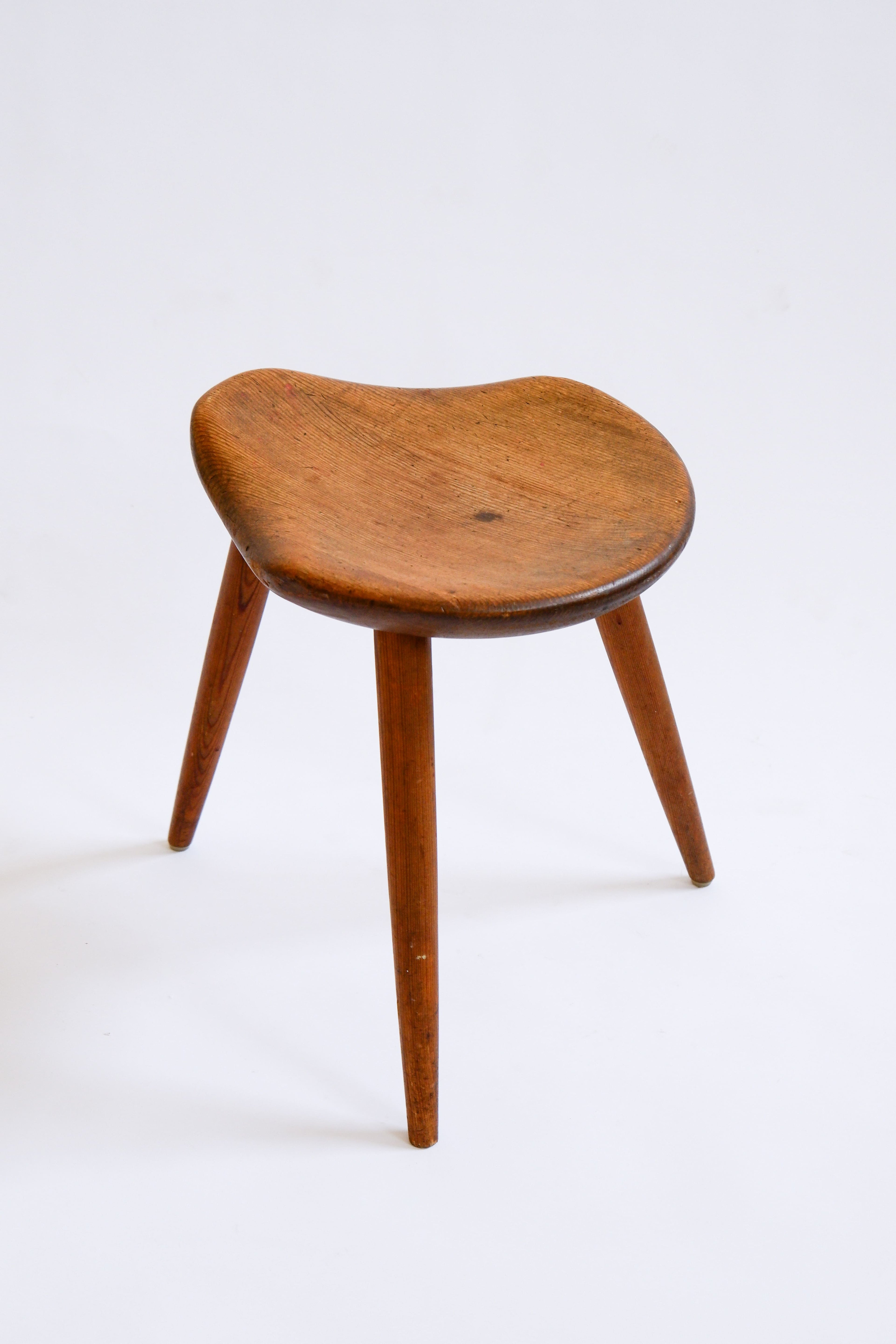 Norweigian pine stool for Norsk Husflid, 1950.