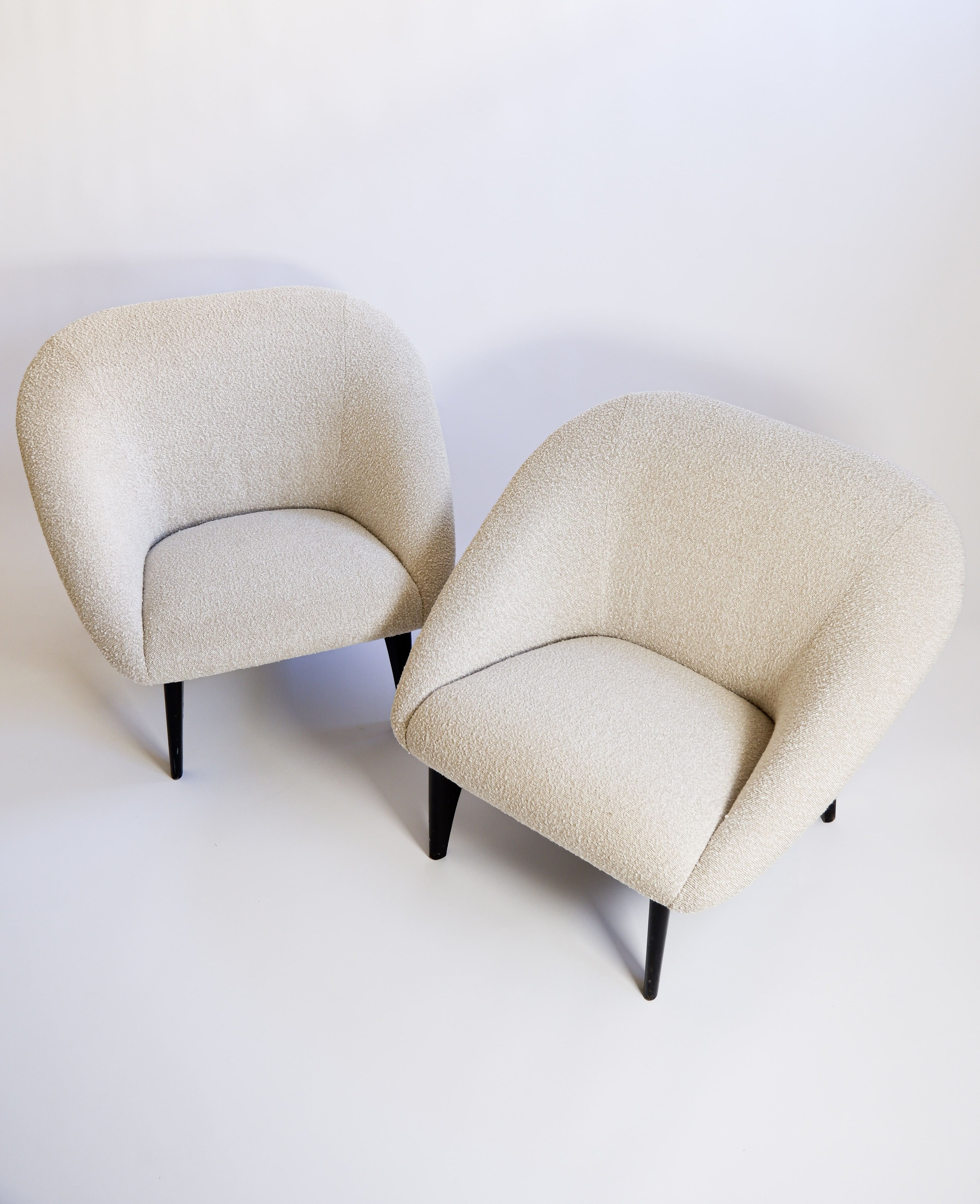 Arne Norell for Westbergs Möbler AB, Pair of "Lido" armchair.