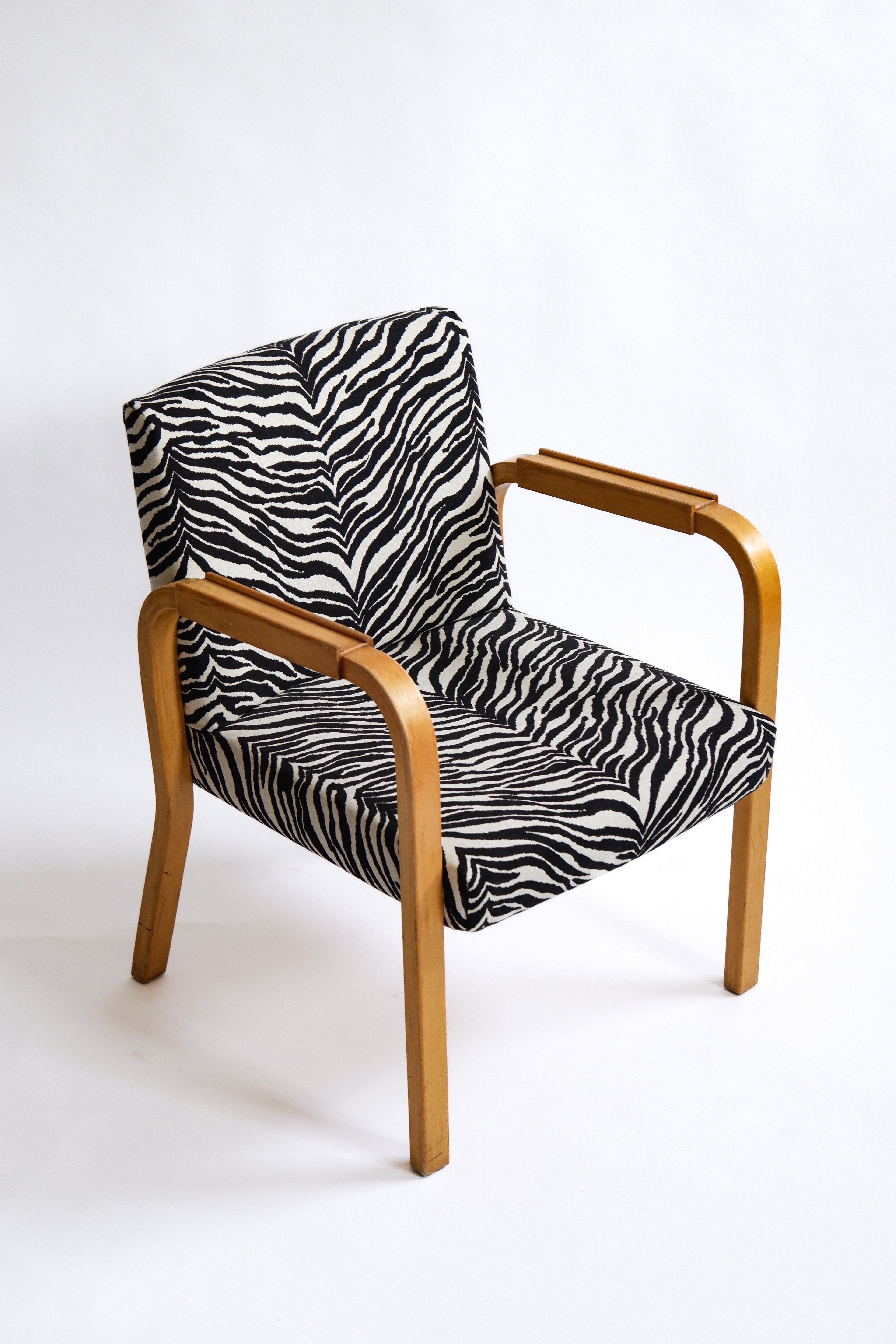 Alvar Aalto, rare variation of the model 46 for Artek, circa 1960.