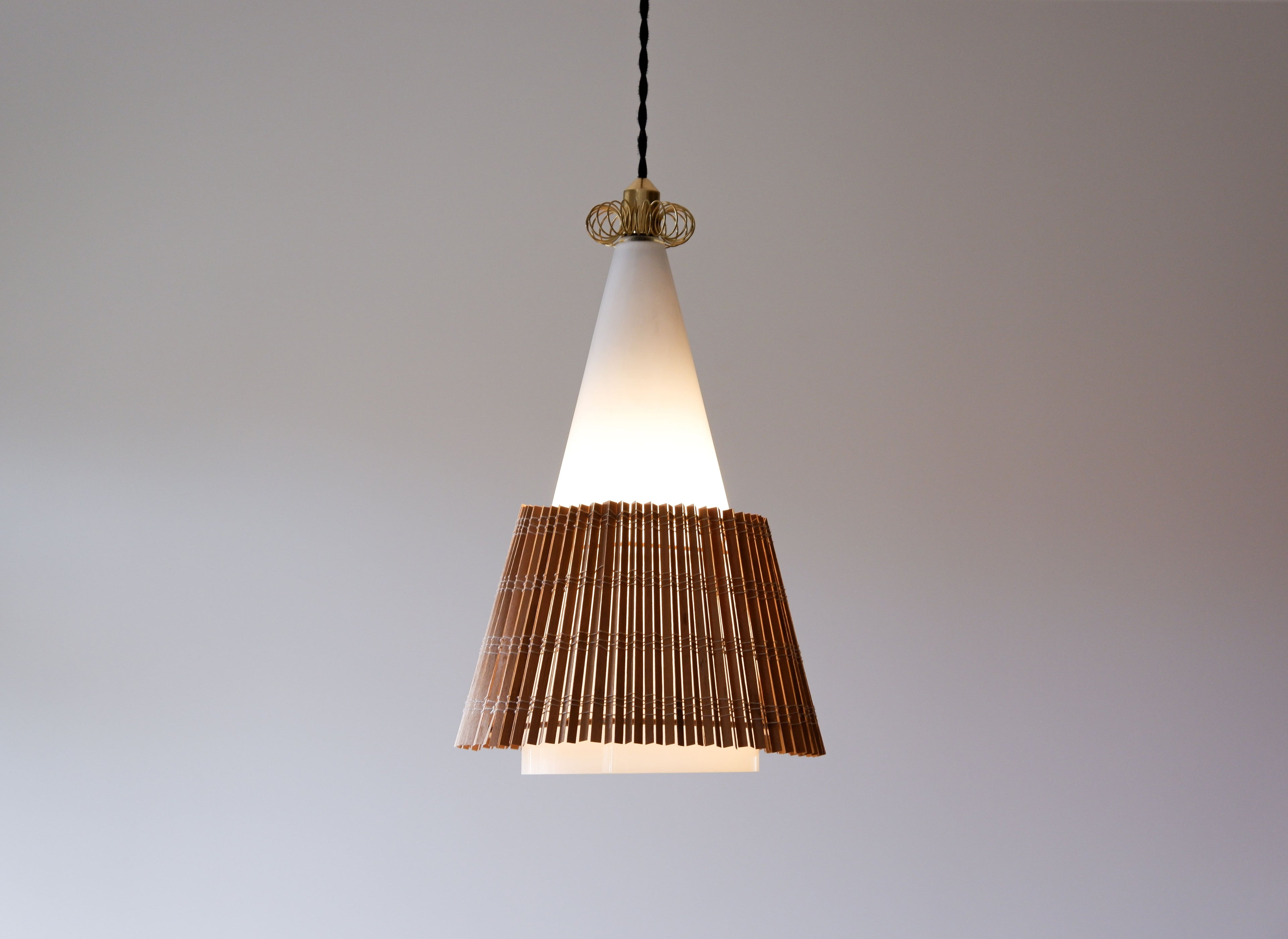 Paavo Tynell model 1082 for Idman.