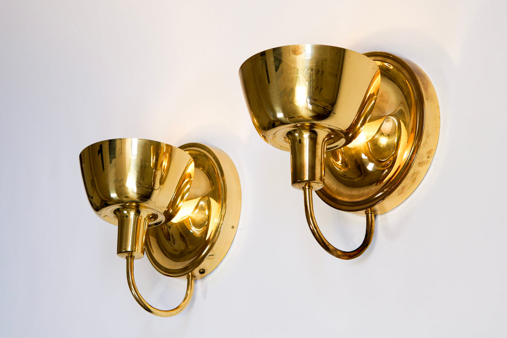 Josef Frank pair of wall lamps 2389 for Svenskt Tenn Sweden, 1950s.