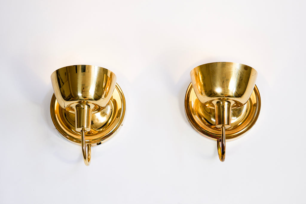 Josef Frank pair of wall lamps 2389 for Svenskt Tenn Sweden, 1950s.