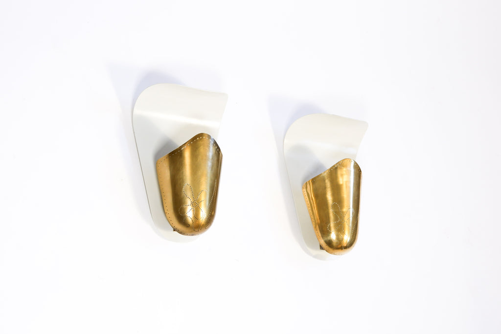 Harald Notini, pair of wall lamps model "8596" for Arvid Böhlmarks Lampfabrik, circa 1950.