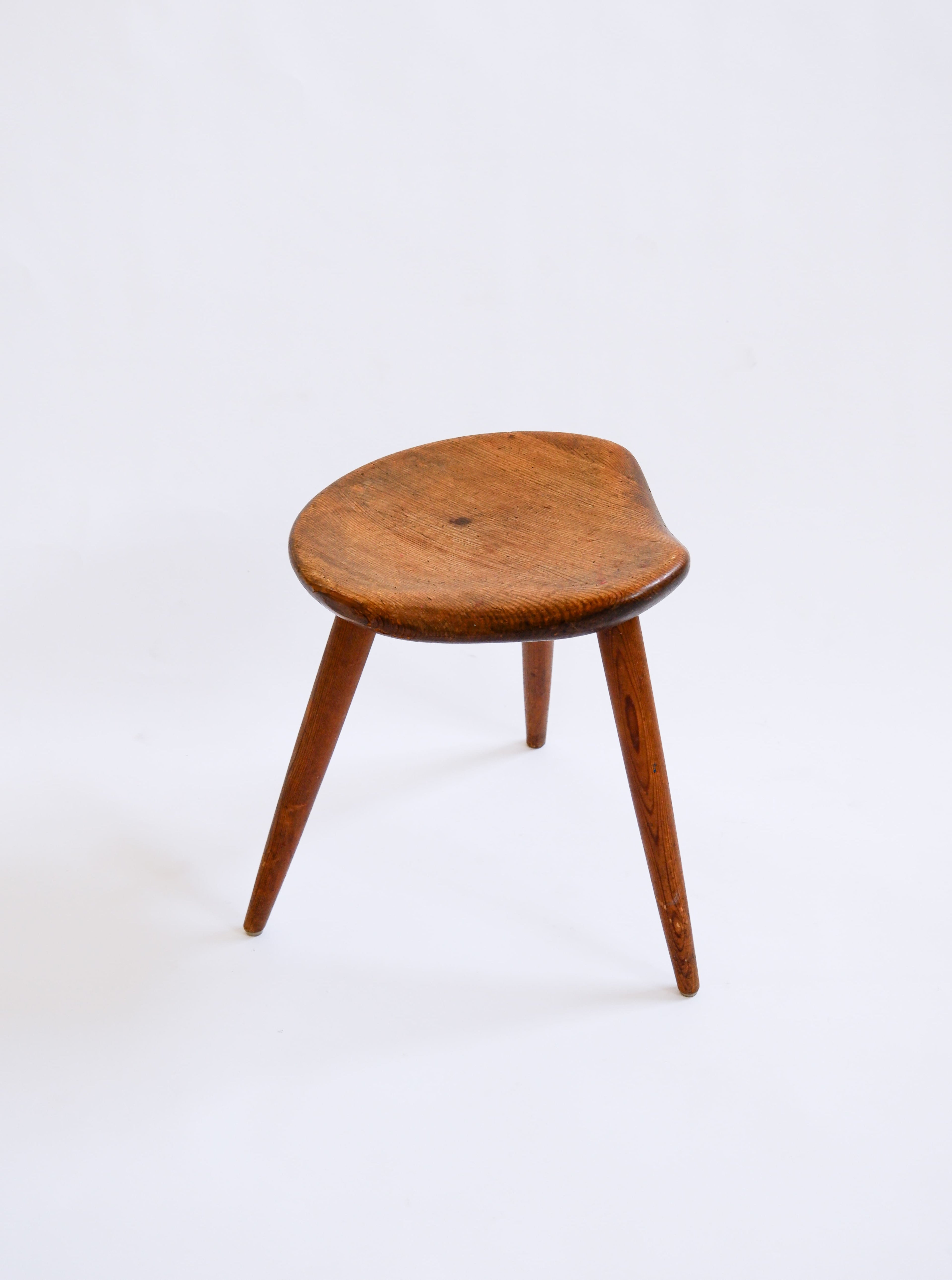 Norweigian pine stool for Norsk Husflid, 1950.