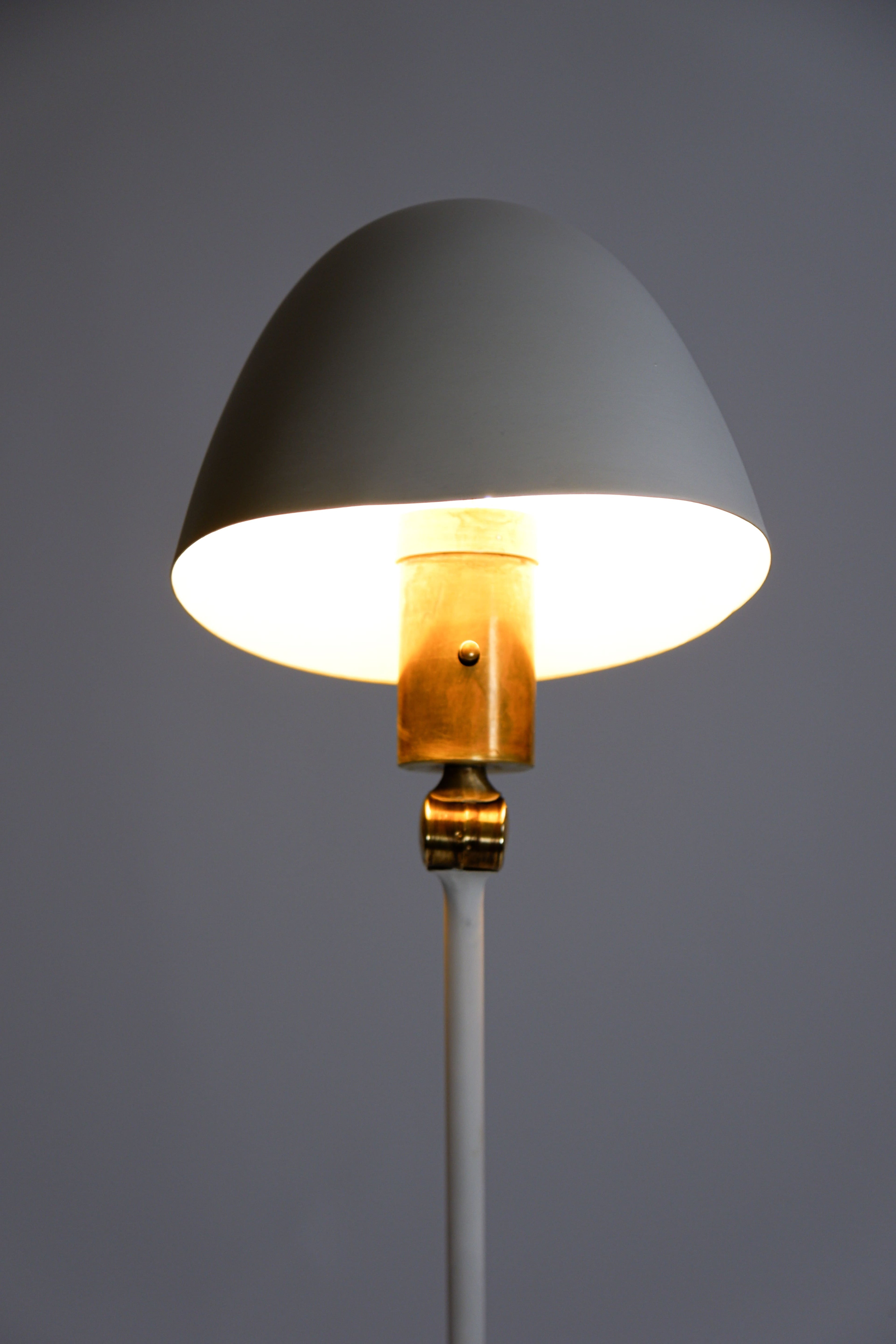 Hans Agne Jakobsson rare G33 floor lamp.
