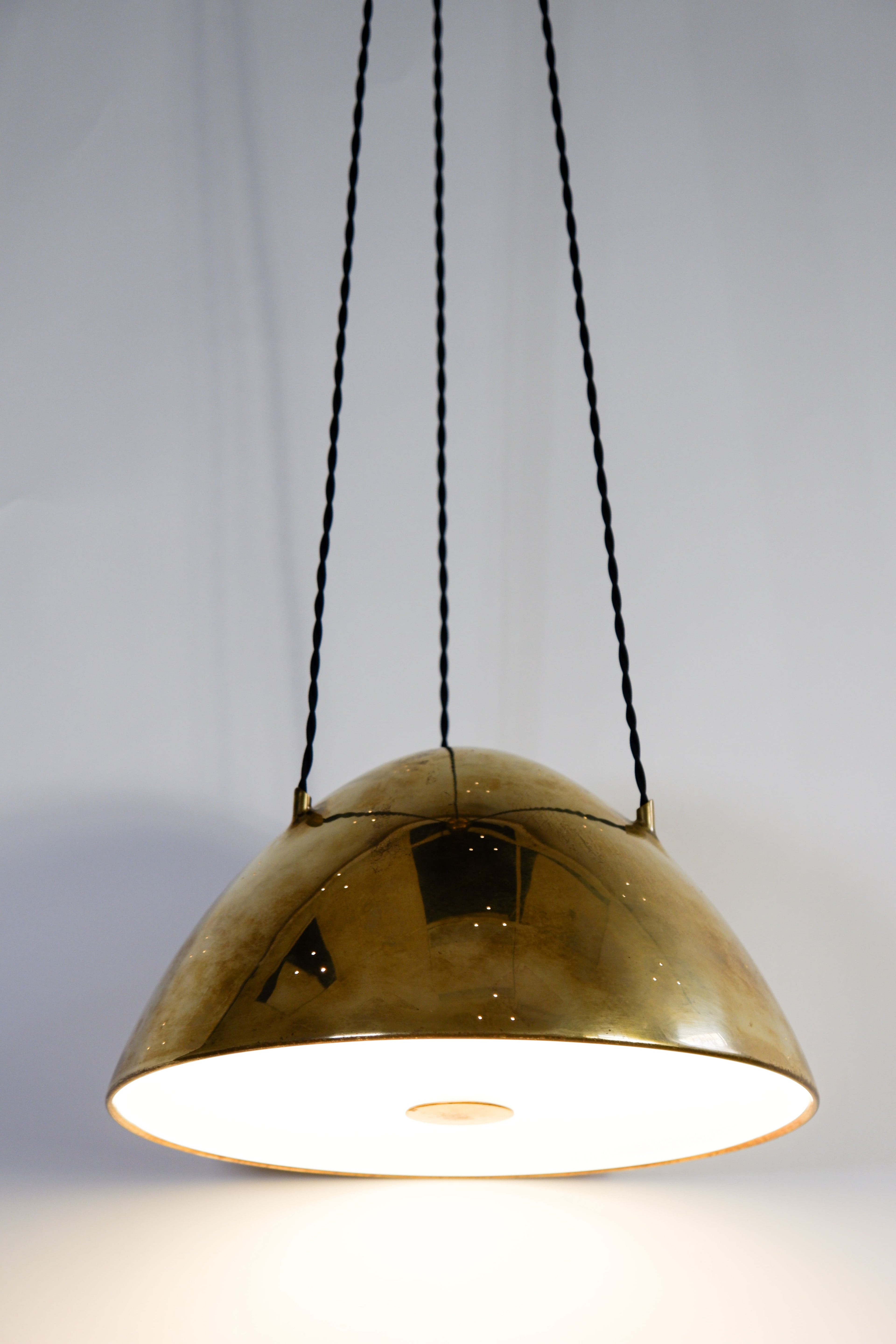 Paavo Tynell ceiling lamp model 1959 for Taito. Circa 1950.