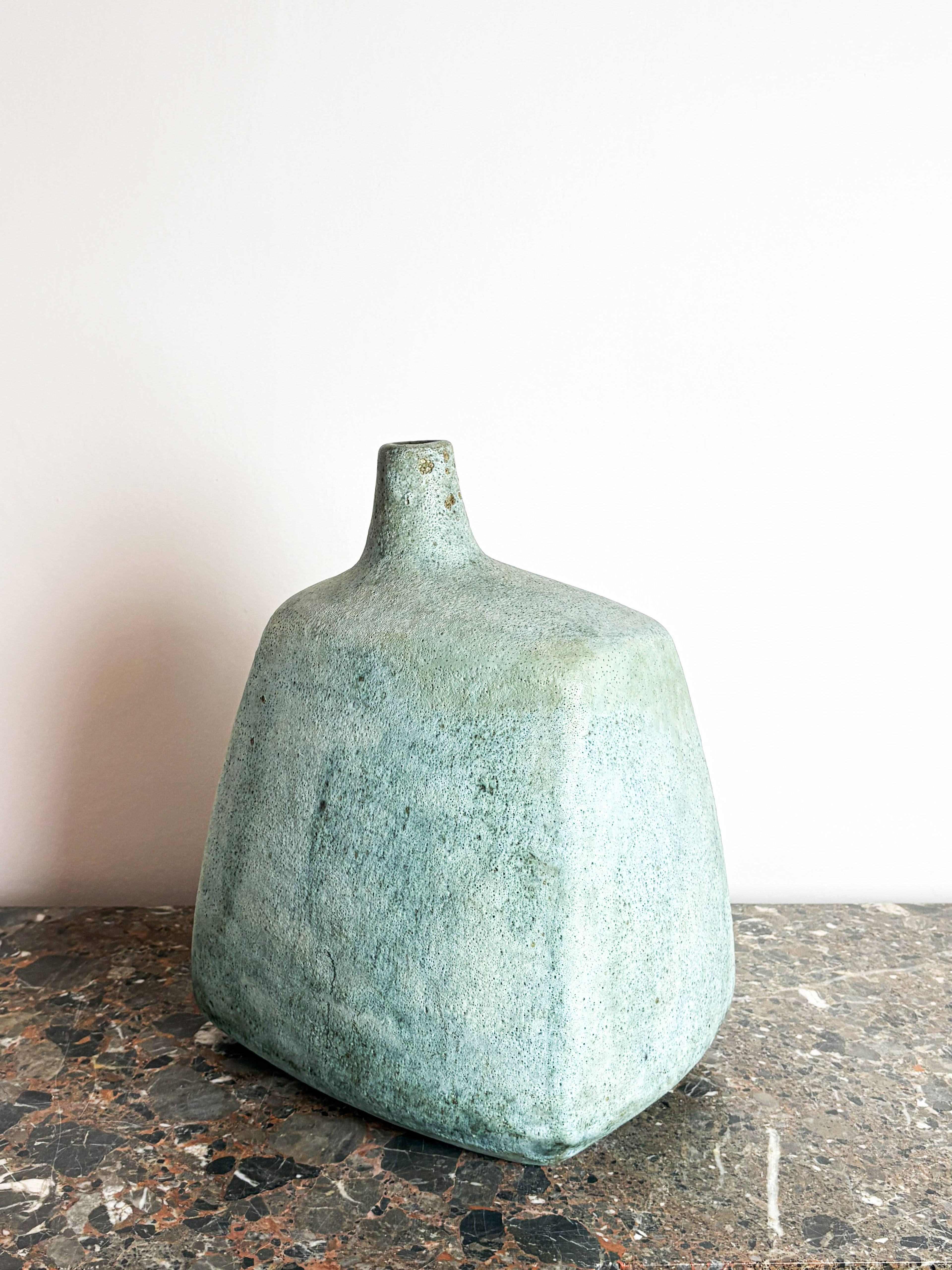 Important vase by Les 2 Potiers, in "Lave emaillée" circa 1960.