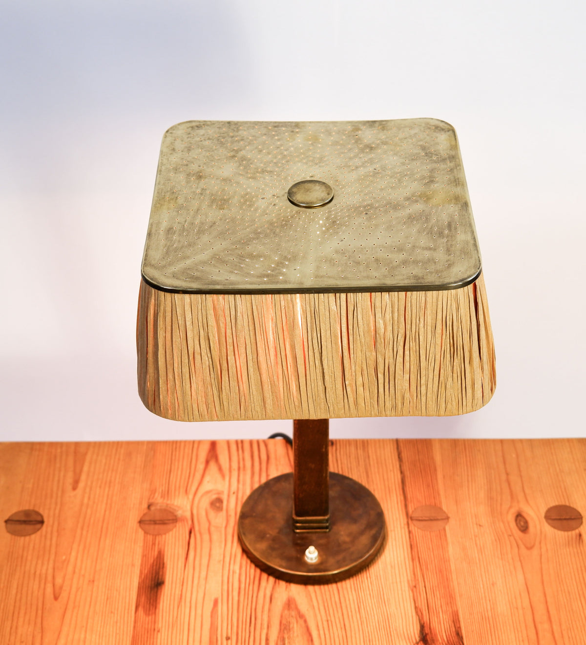 Paavo tynell table lamp model 5066 for Taito