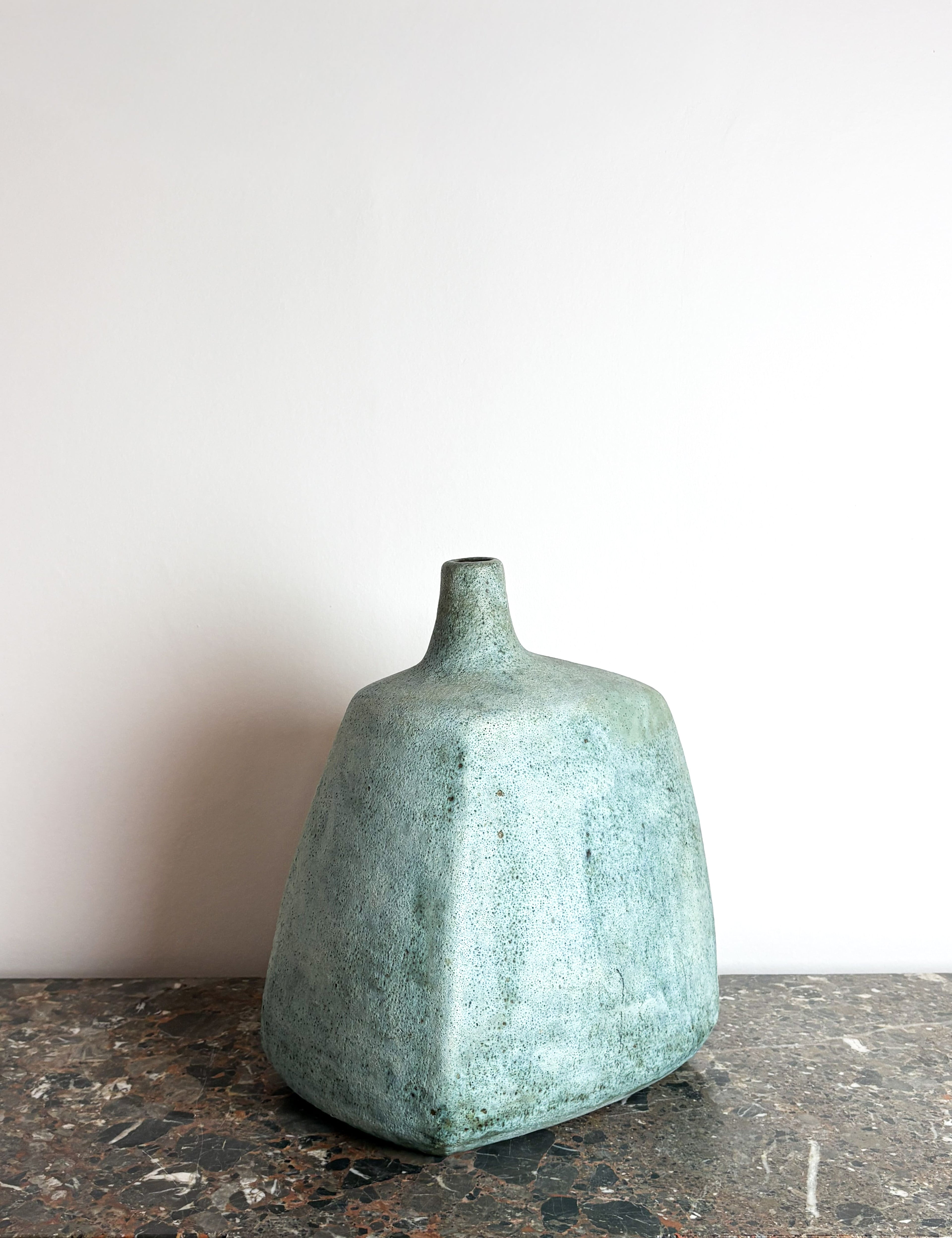 Important vase by Les 2 Potiers, in "Lave emaillée" circa 1960.