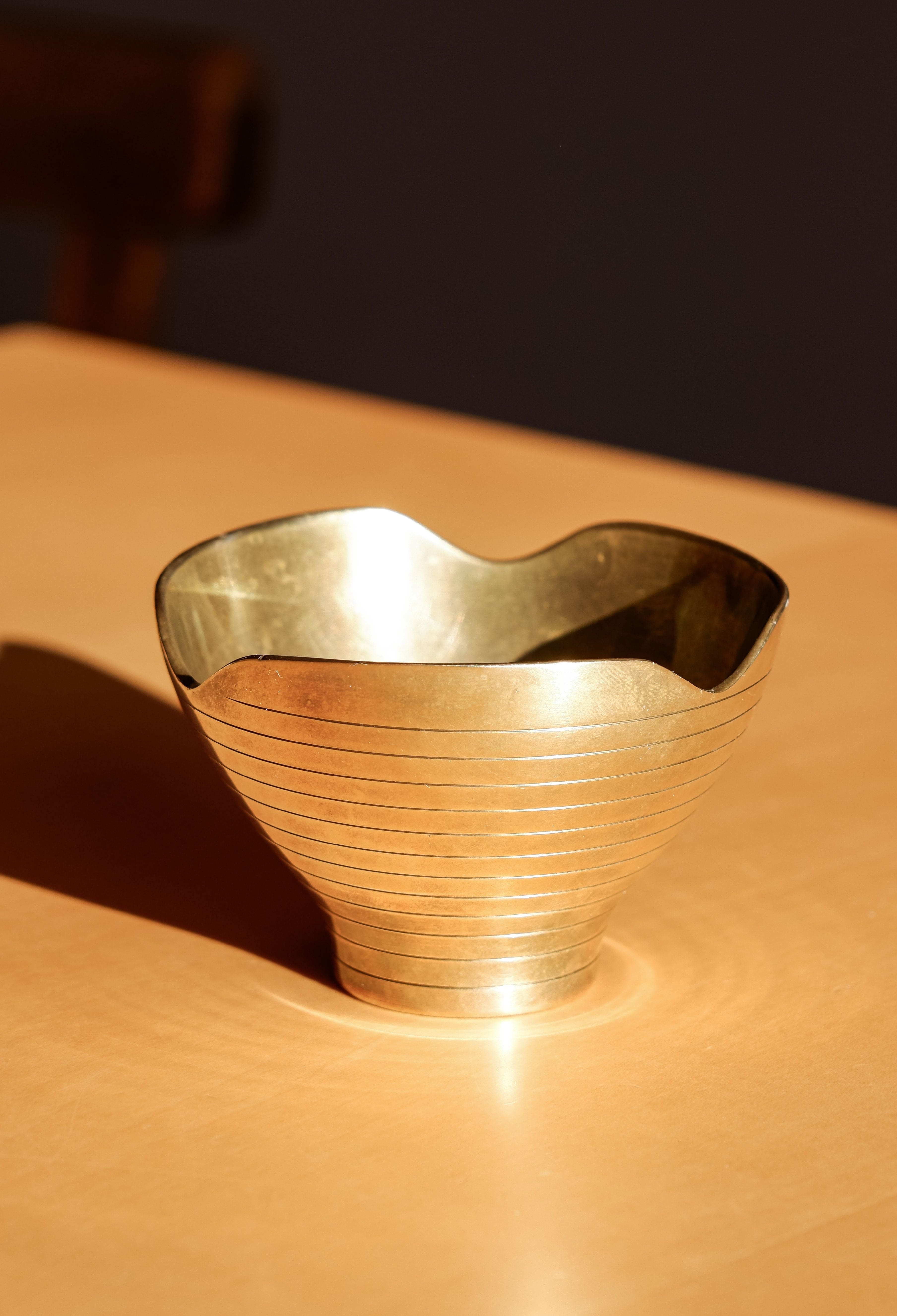 Paavo Tynell brass bowl made by TAITO, 1940.