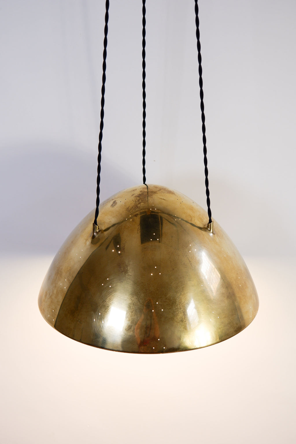 Paavo Tynell ceiling lamp model 1959 for Taito. Circa 1950.