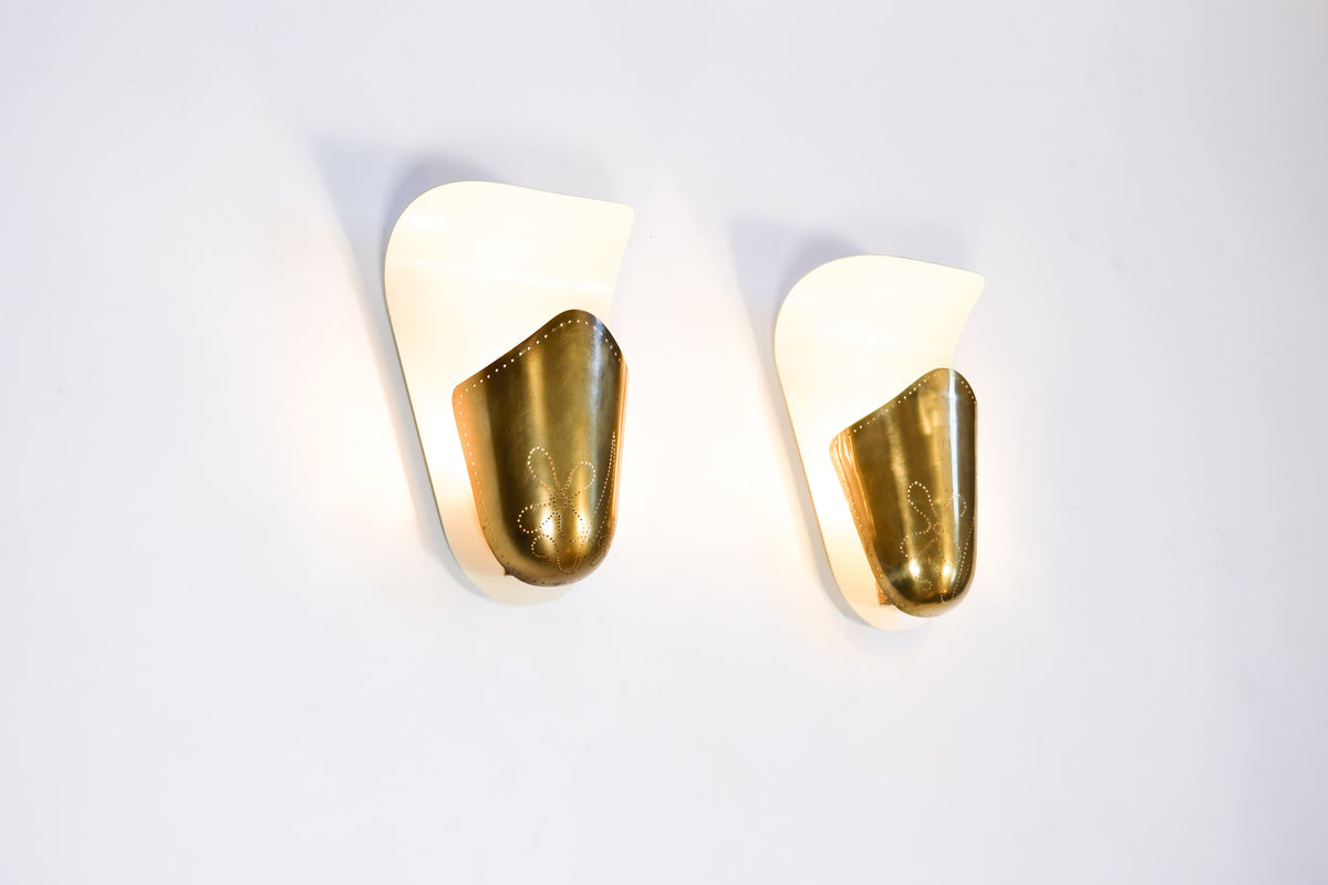 Harald Notini, pair of wall lamps model "8596" for Arvid Böhlmarks Lampfabrik, circa 1950.