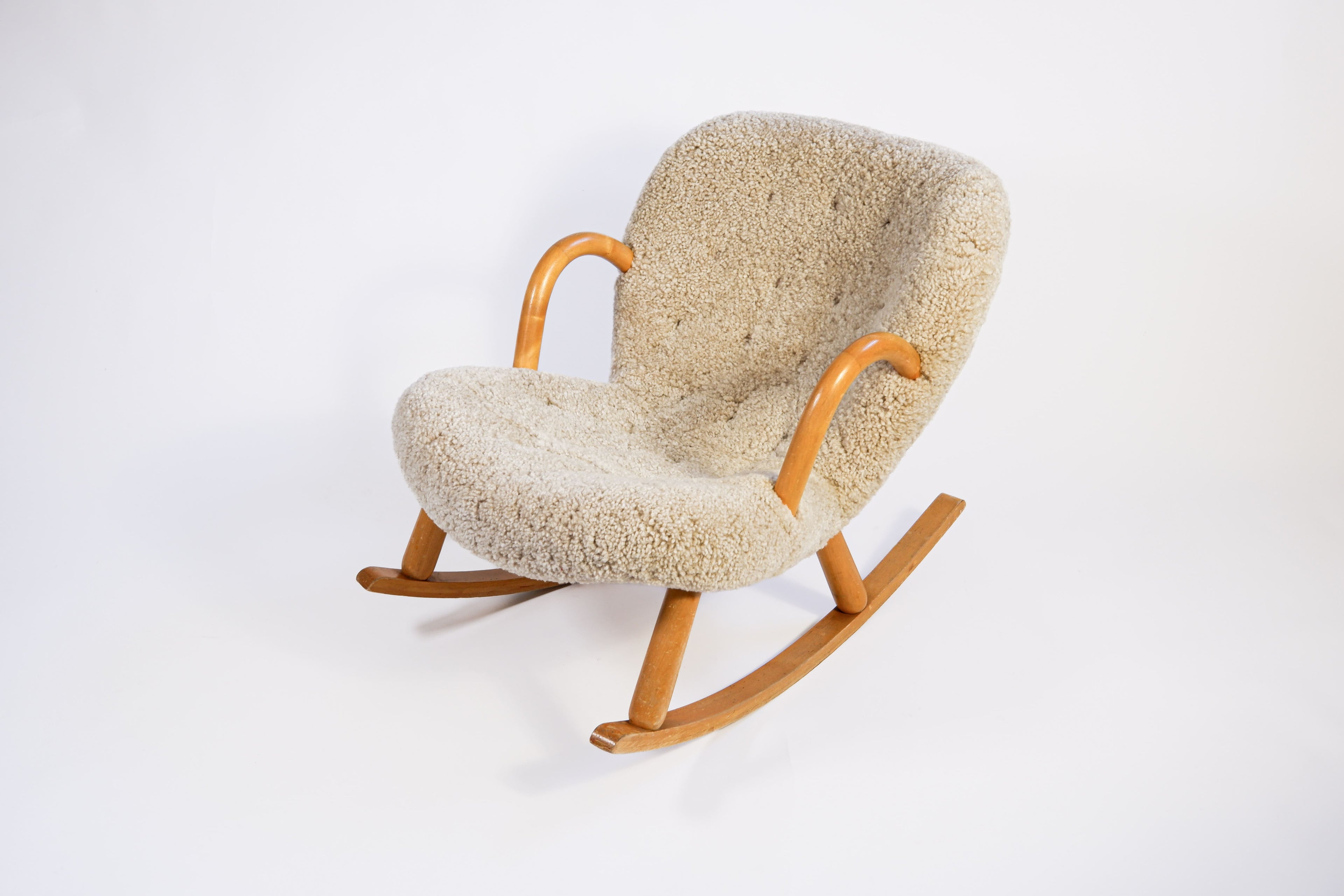 Clam chair, attributed to Arnold Madsen, circa 1940, Danemark.