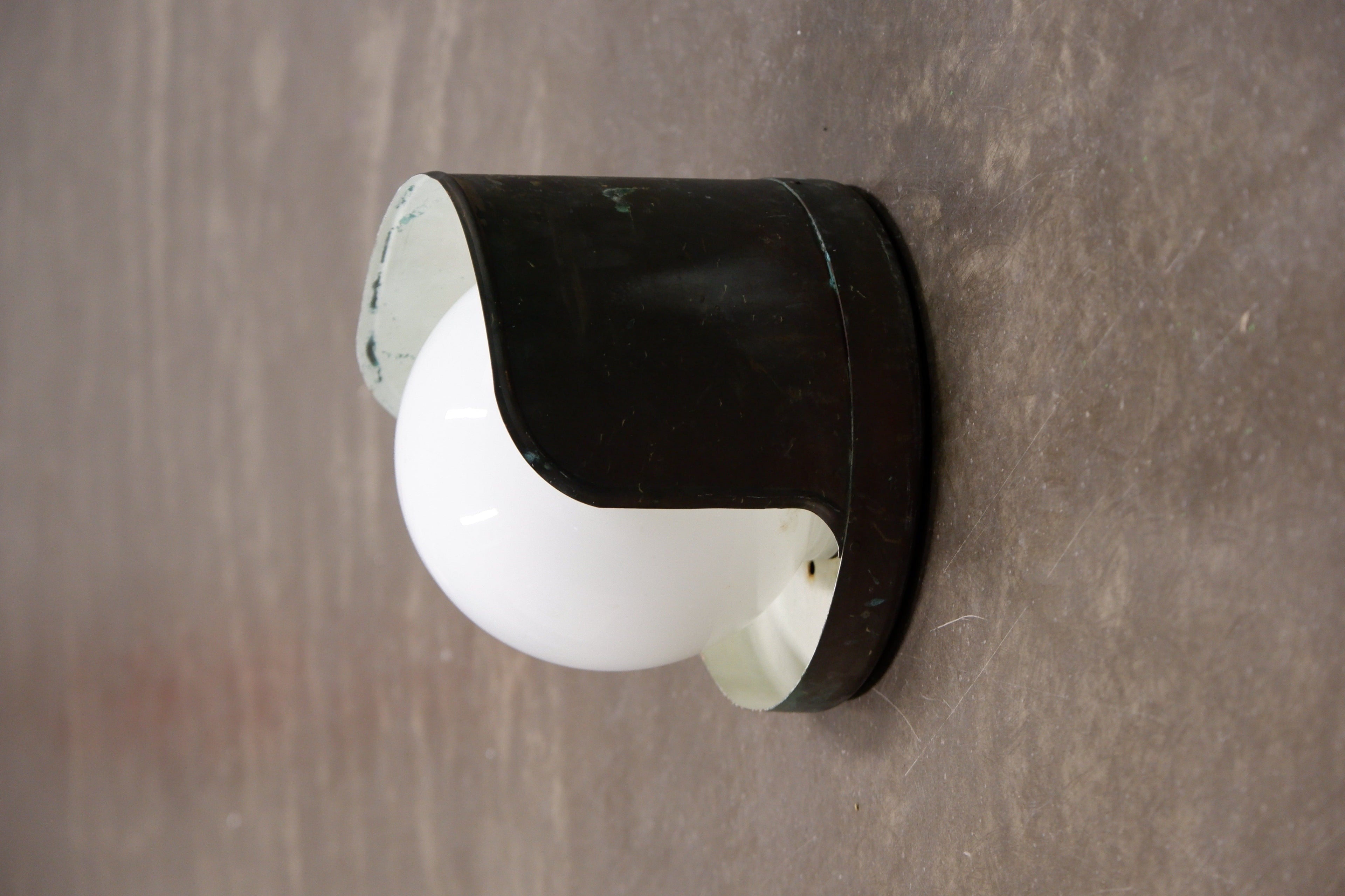 Paavo Tynell outdoor wall lamp model 2424 patined copper, Idman.