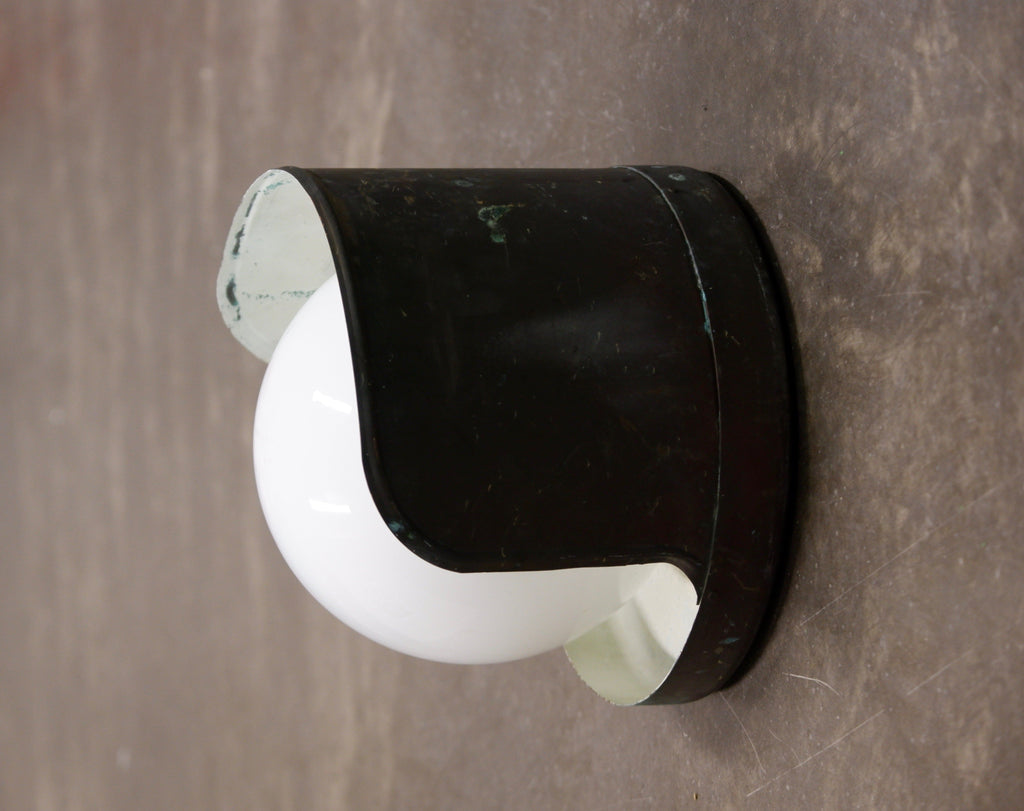 Paavo Tynell outdoor wall lamp model 2424 patined copper, Idman.