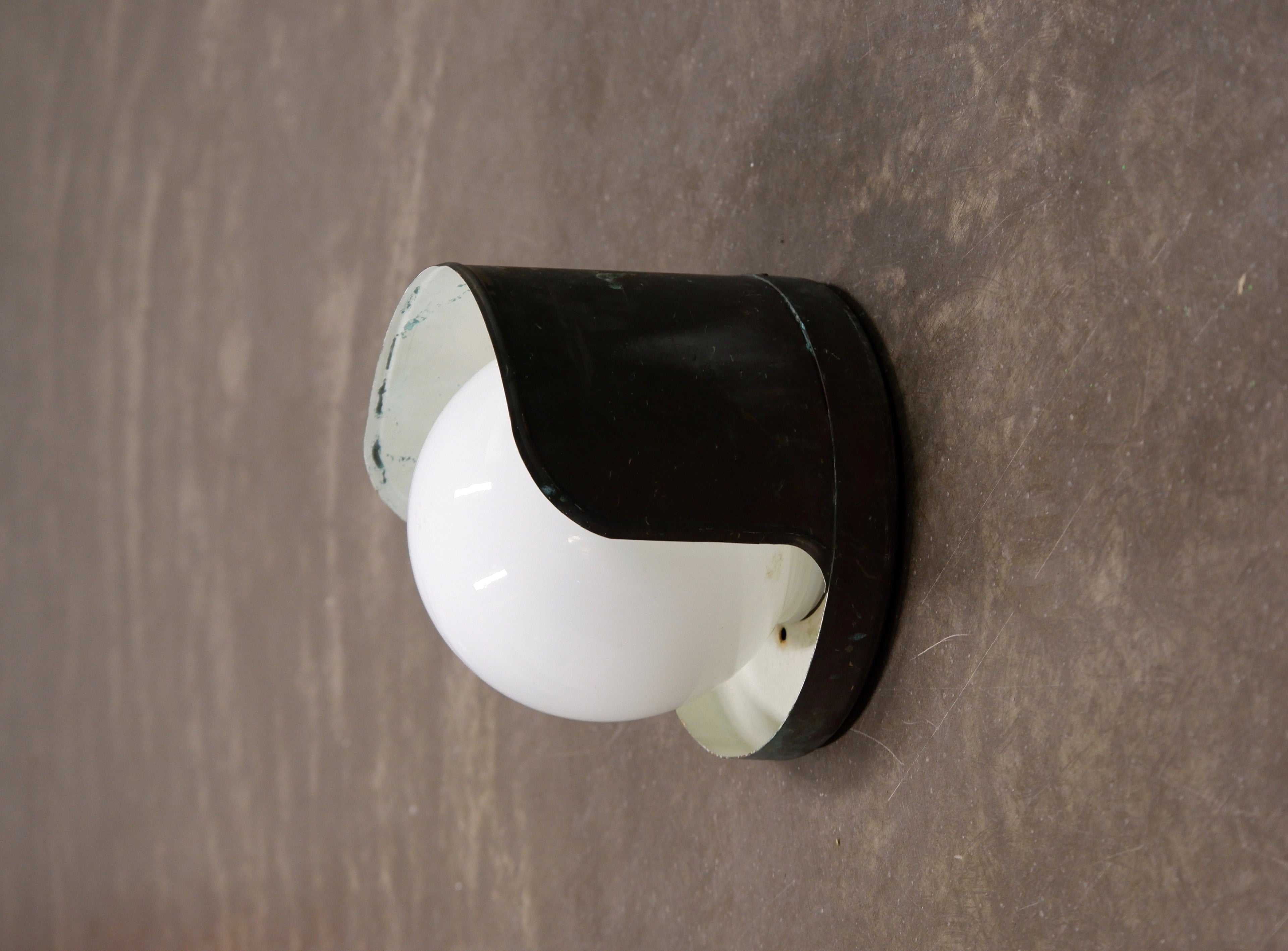 Paavo Tynell outdoor wall lamp model 2424 patined copper, Idman.