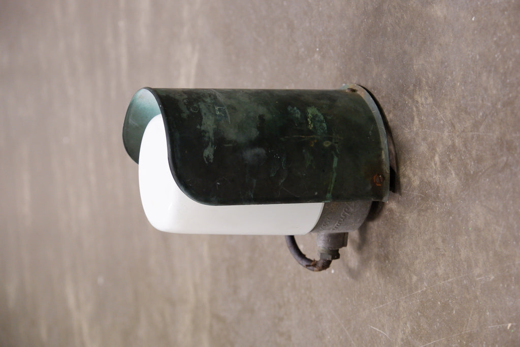 Paavo Tynell outside copper wall lamp model 7307 for Idman, circa 1950.
