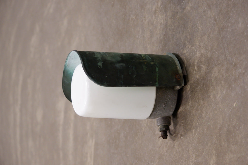 Paavo Tynell outside copper wall lamp model 7307 for Idman, circa 1950.