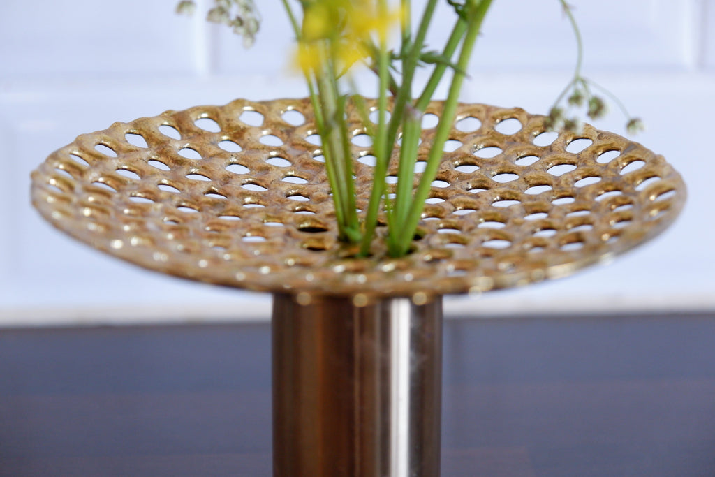 Pierre Forssell important brass vase, Skultuna, circa 1960.