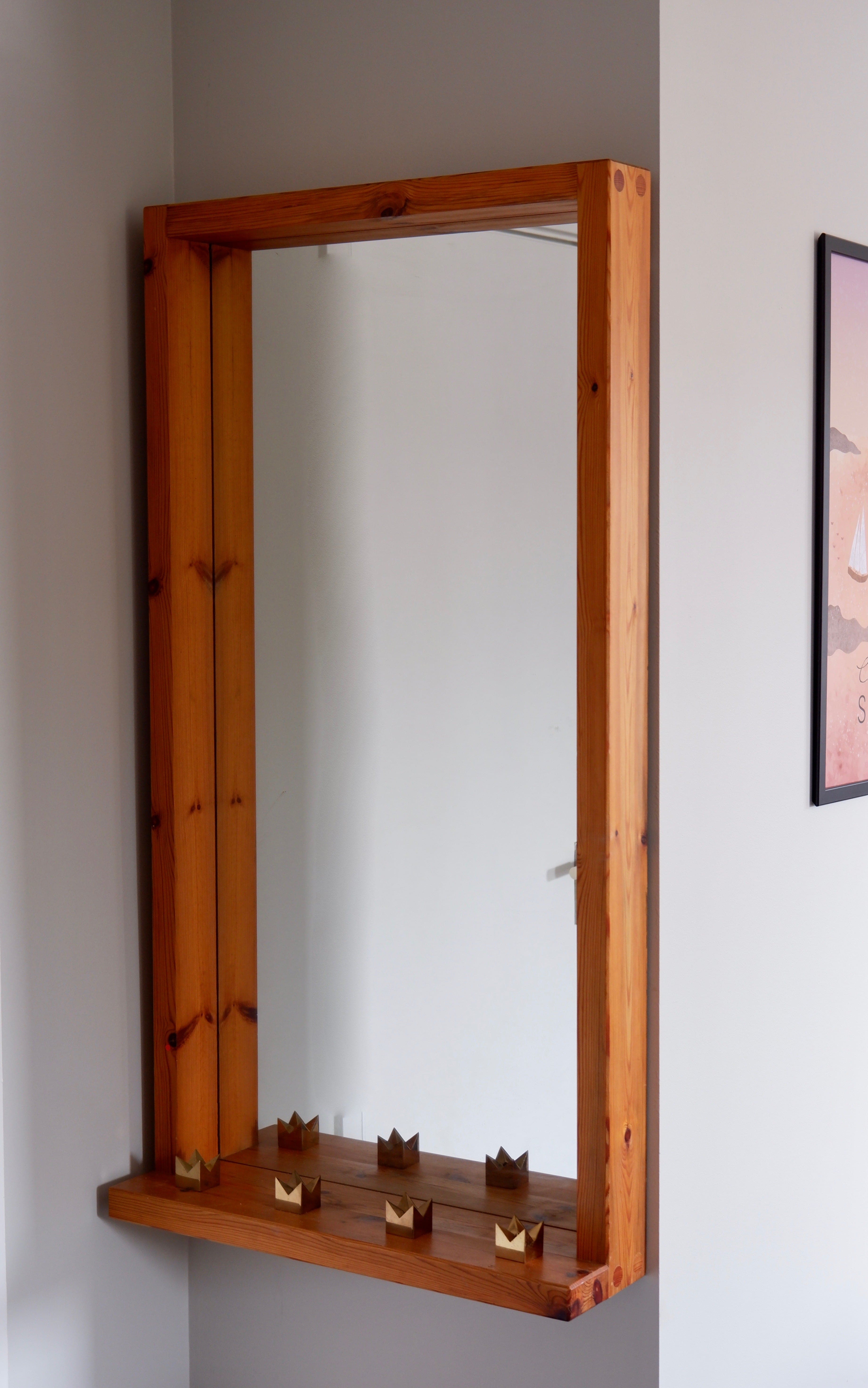 Important pine miror attributed to Roland Wilhelmsson circa 1960