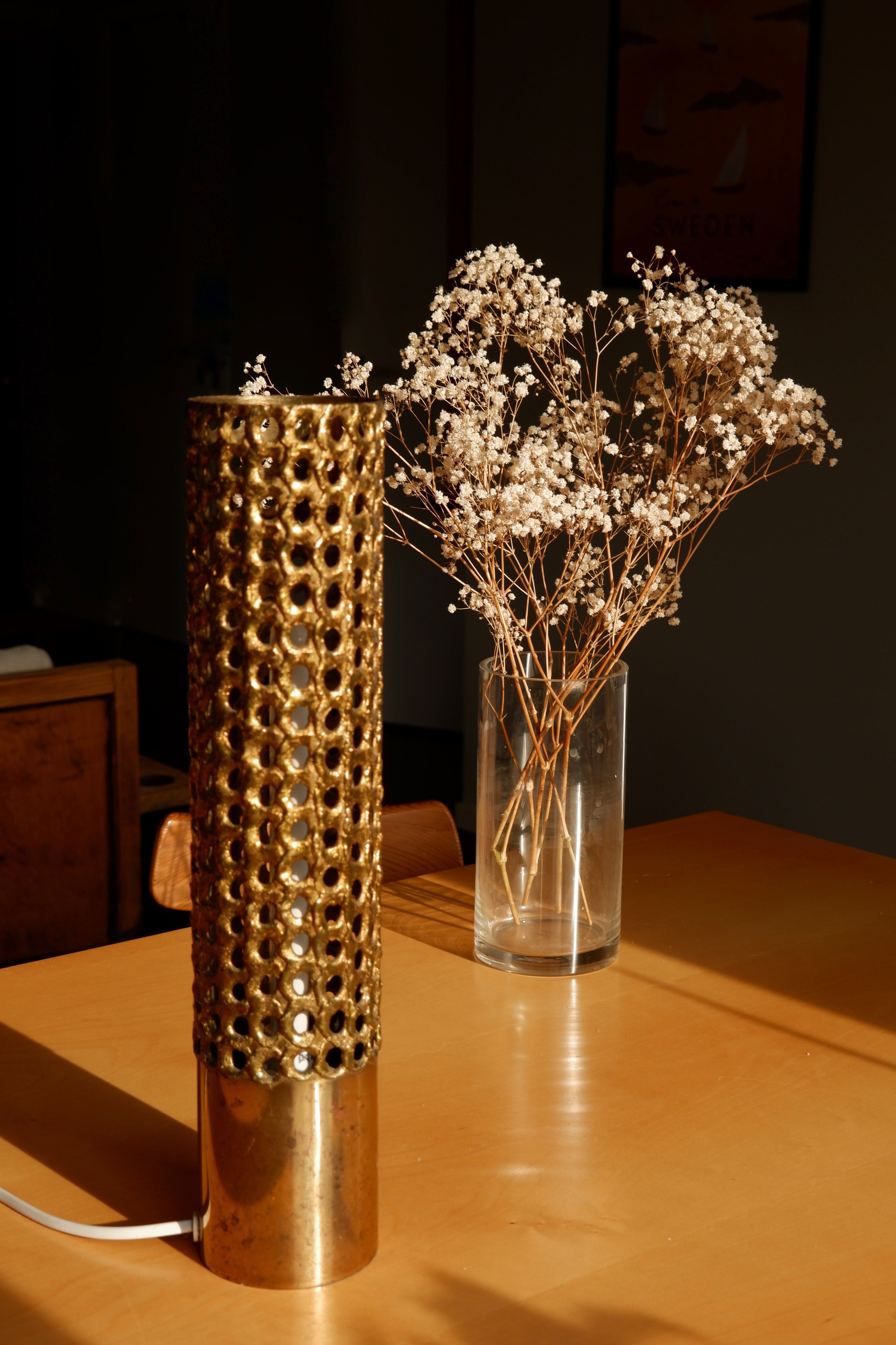 Important Pierre Forssell table lamp in solid brass, Circa 1975.
