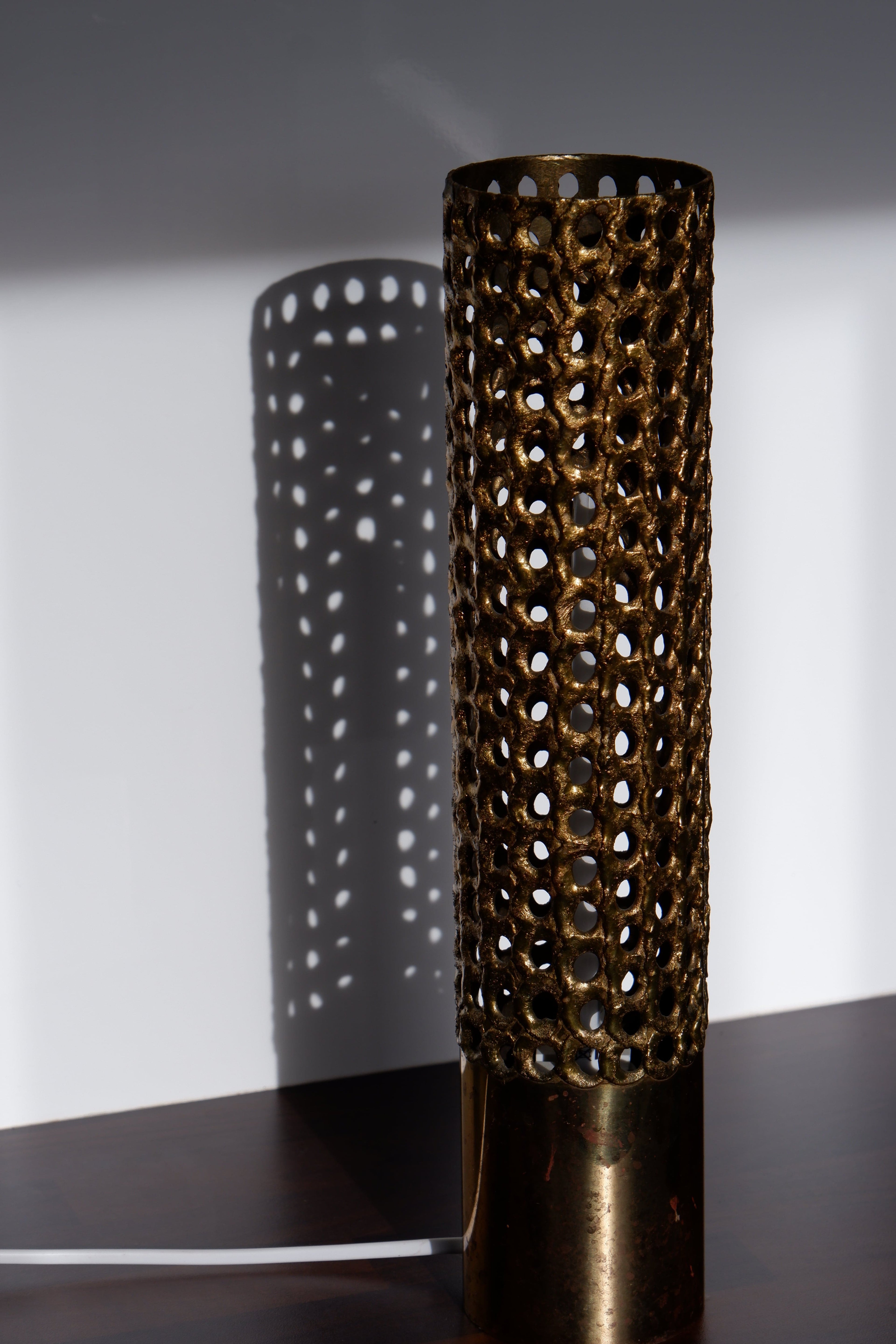 Important Pierre Forssell table lamp in solid brass, Circa 1975.