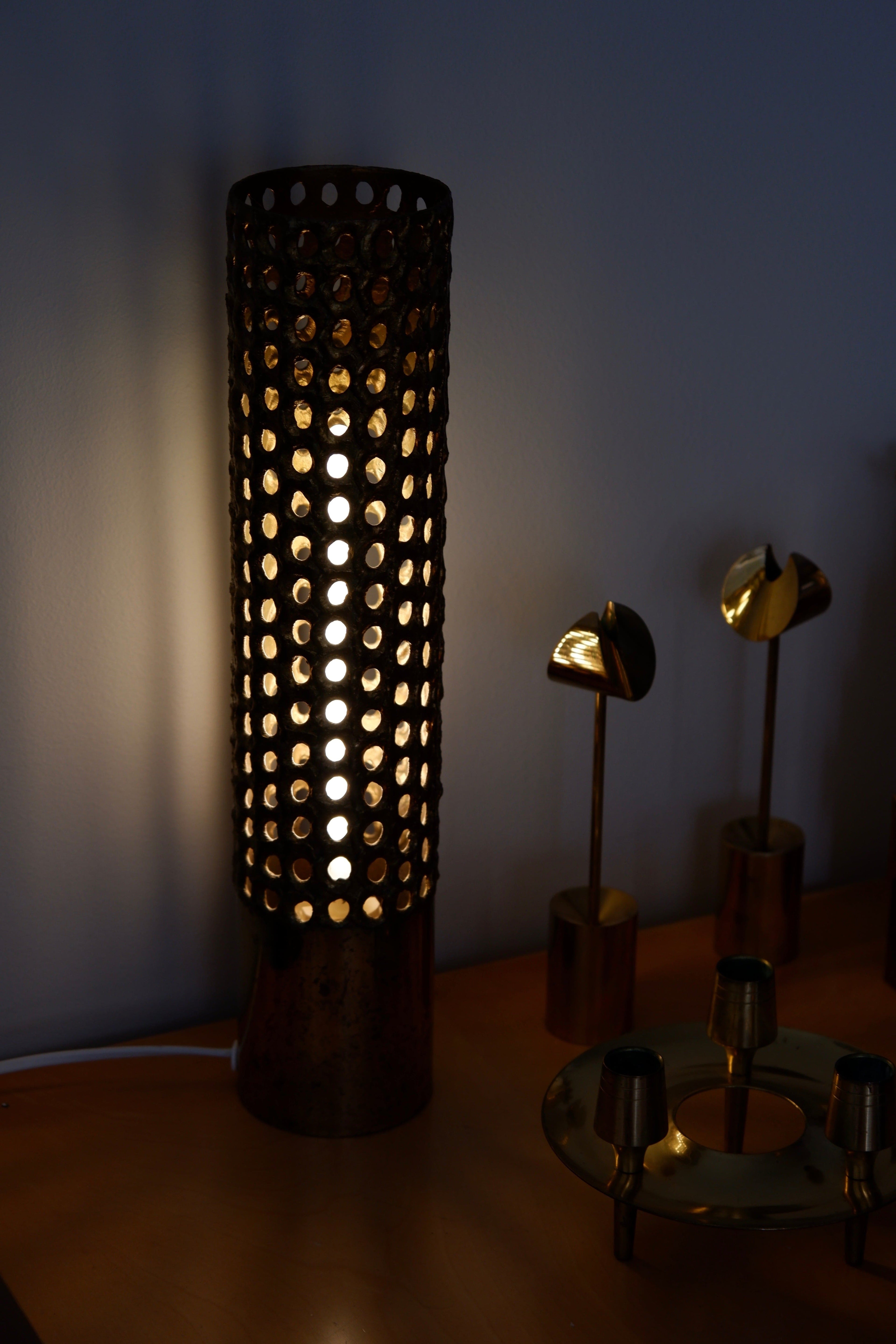 Important Pierre Forssell table lamp in solid brass, Circa 1975.