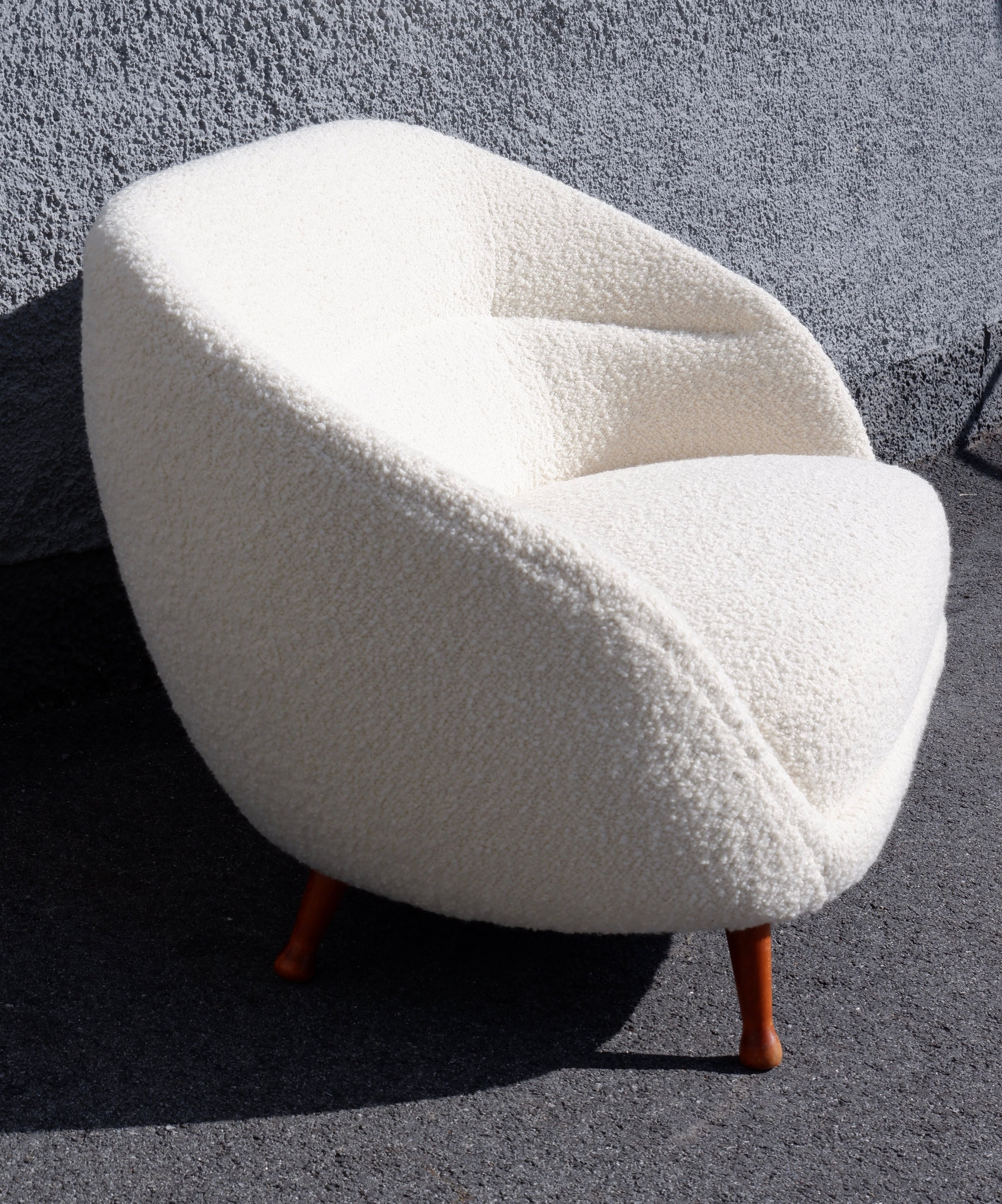 Arne Norell Sofa produced by Westbergs möbler, Sweden circa 1960.