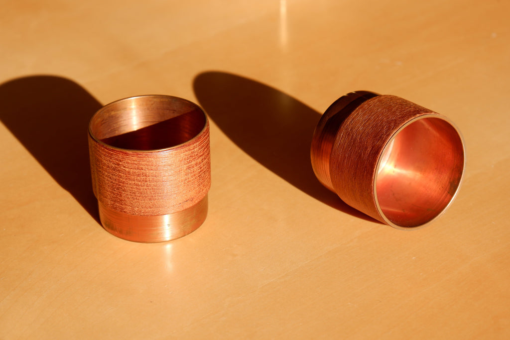 Pair of finnish bowls in copper and teak, 60's.