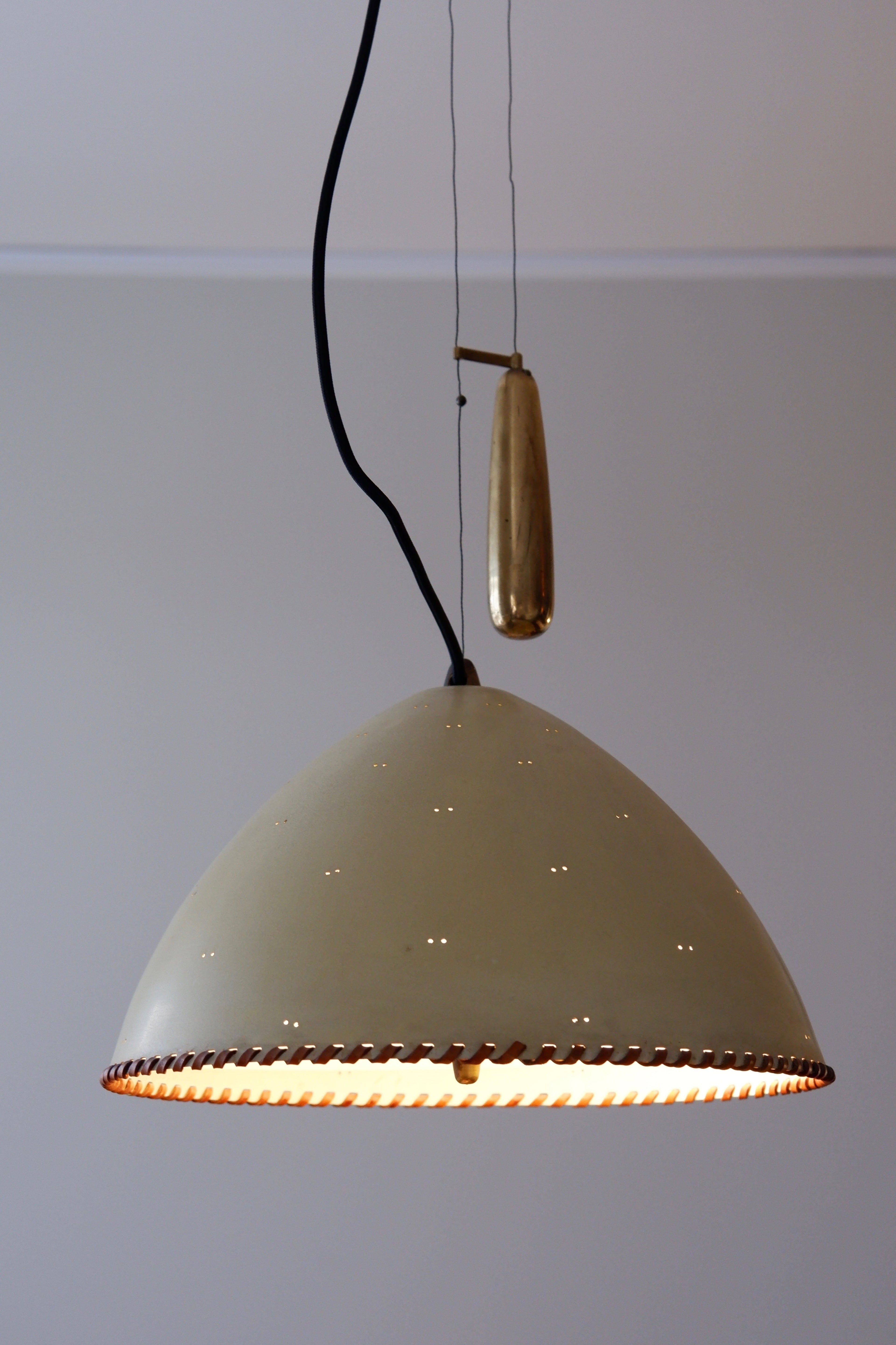 Paavo Tynell counter Weight pendant light model A1983 for Taito.