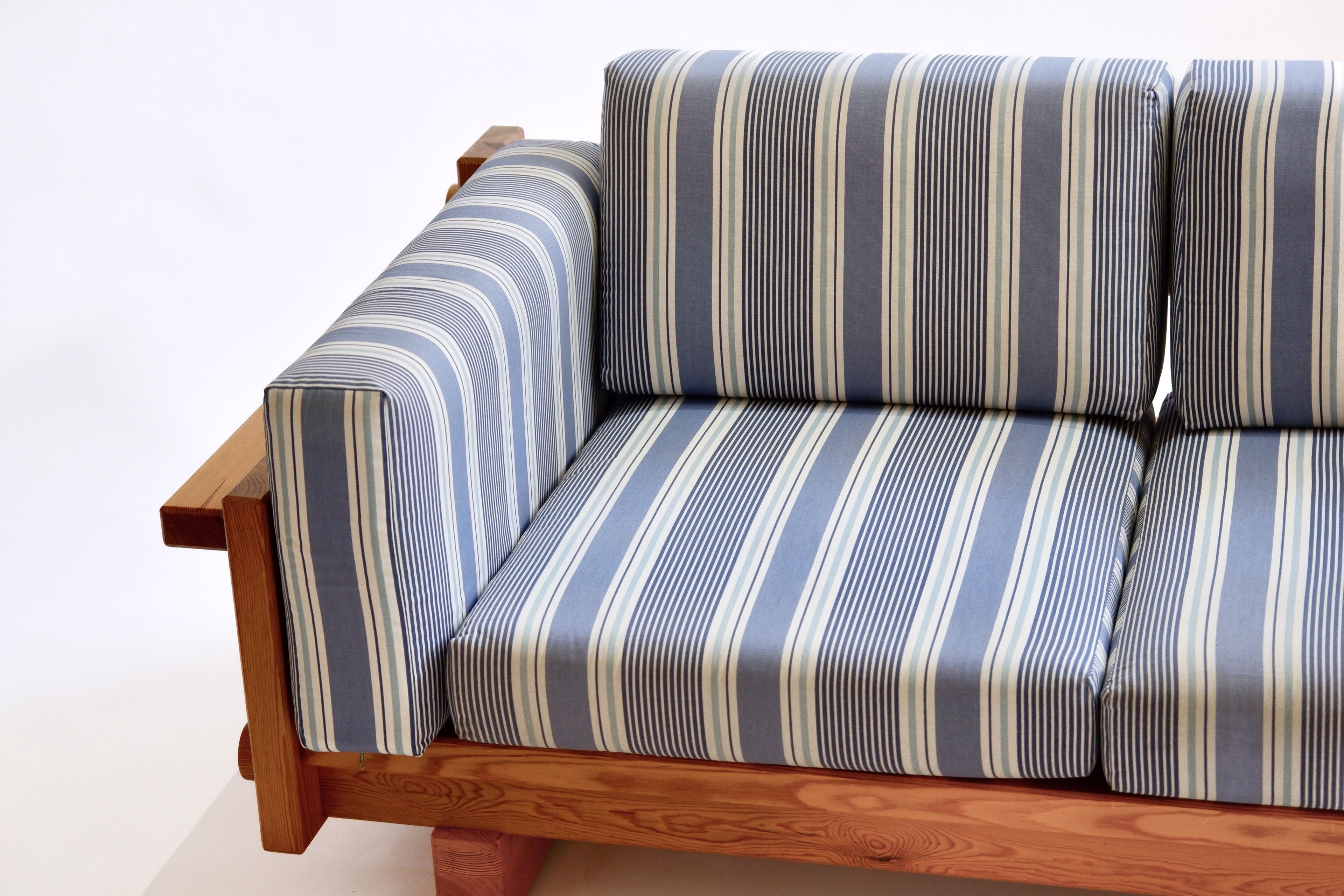 Rare sofa model Kontrapunkt designed by Yngve Ekström, circa 1970