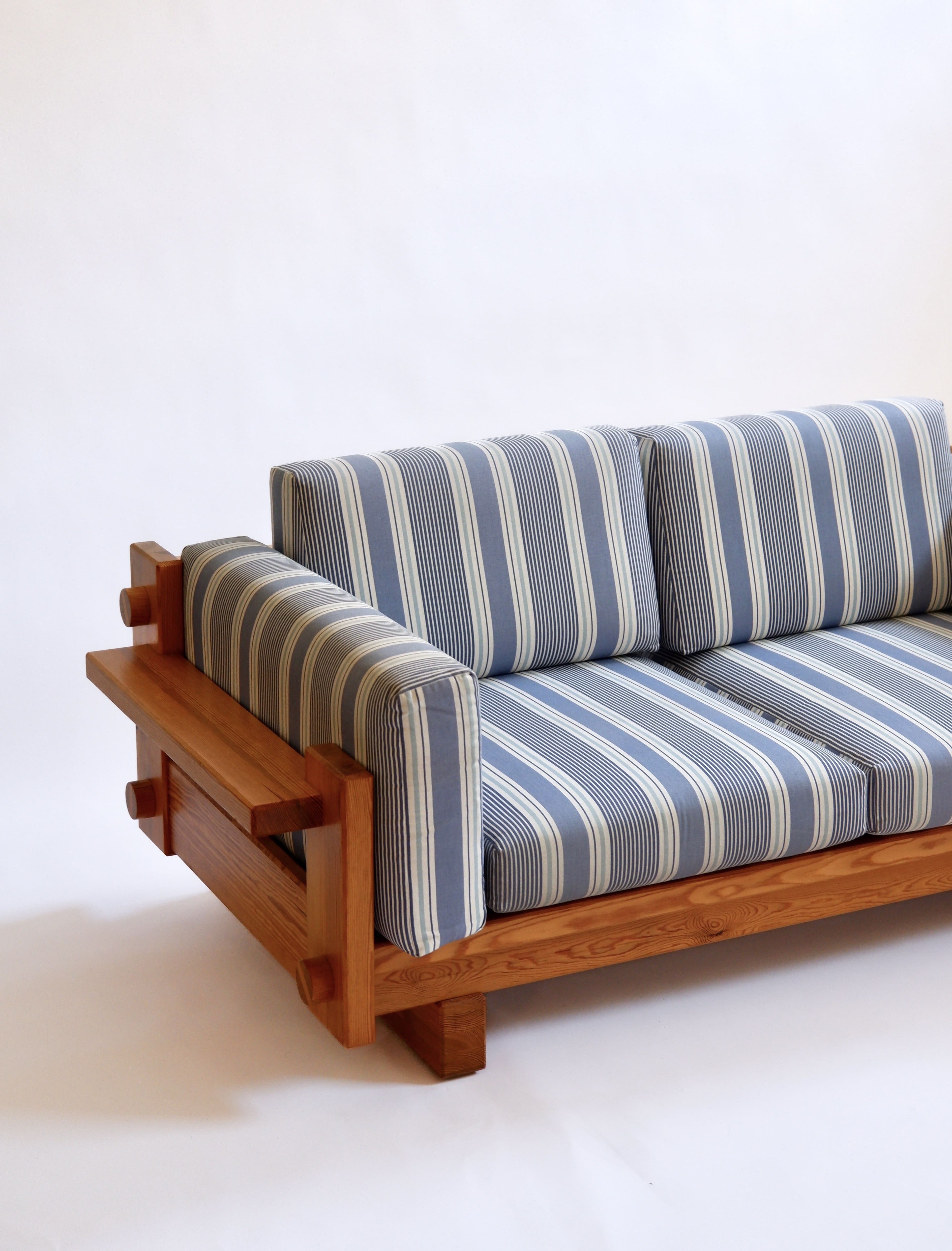 Rare sofa model Kontrapunkt designed by Yngve Ekström, circa 1970