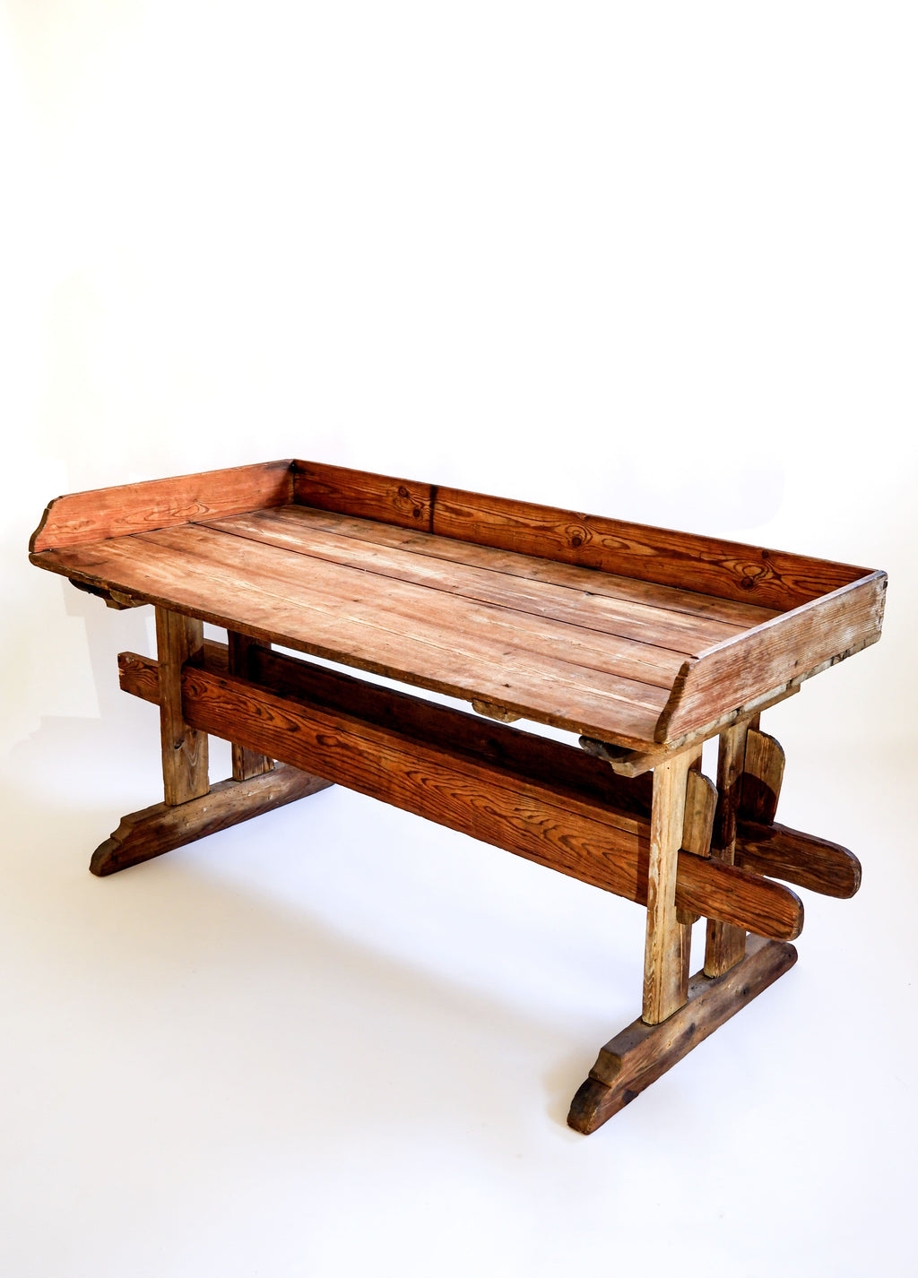 Swedish Antic console table in pine, late XIX century.